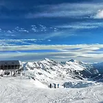 Chalet Mur Couette-café